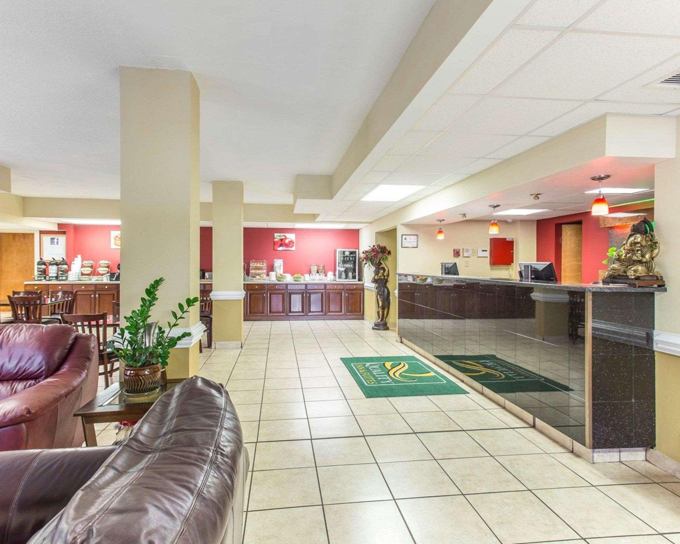 Clarion Pointe Statesville Exteriör bild